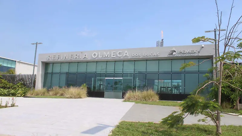 Fachada-De-Refinería-Olmeca